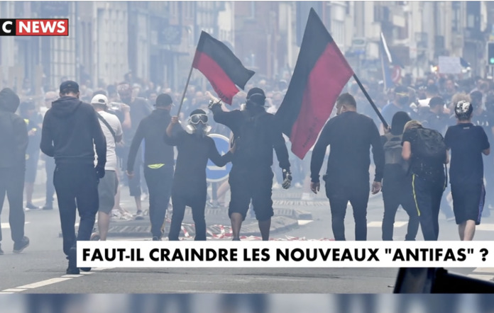 Les antifas, "fascistes d'aujourd'hui", ou le procédé du miroir - Par Emmanuelle Walter | Arrêt sur images